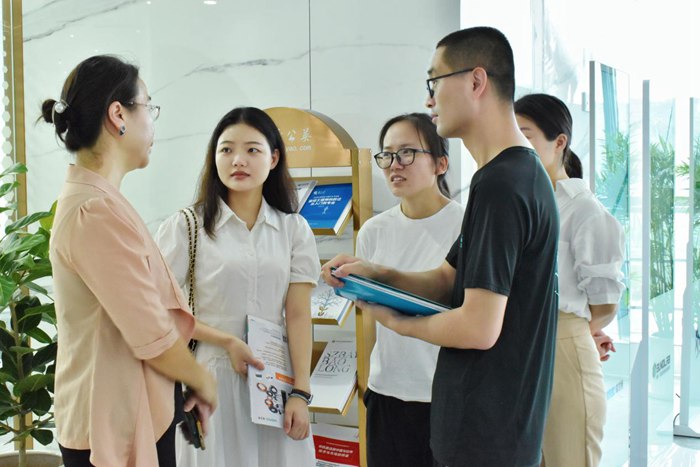 群英集結,“凈”護生產!“GMP無菌潔凈空間污染防控策略及運營管理”沙龍圓滿結束!