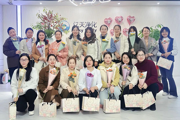 女神節(jié)丨祝你向陽而生，光芒萬丈！
